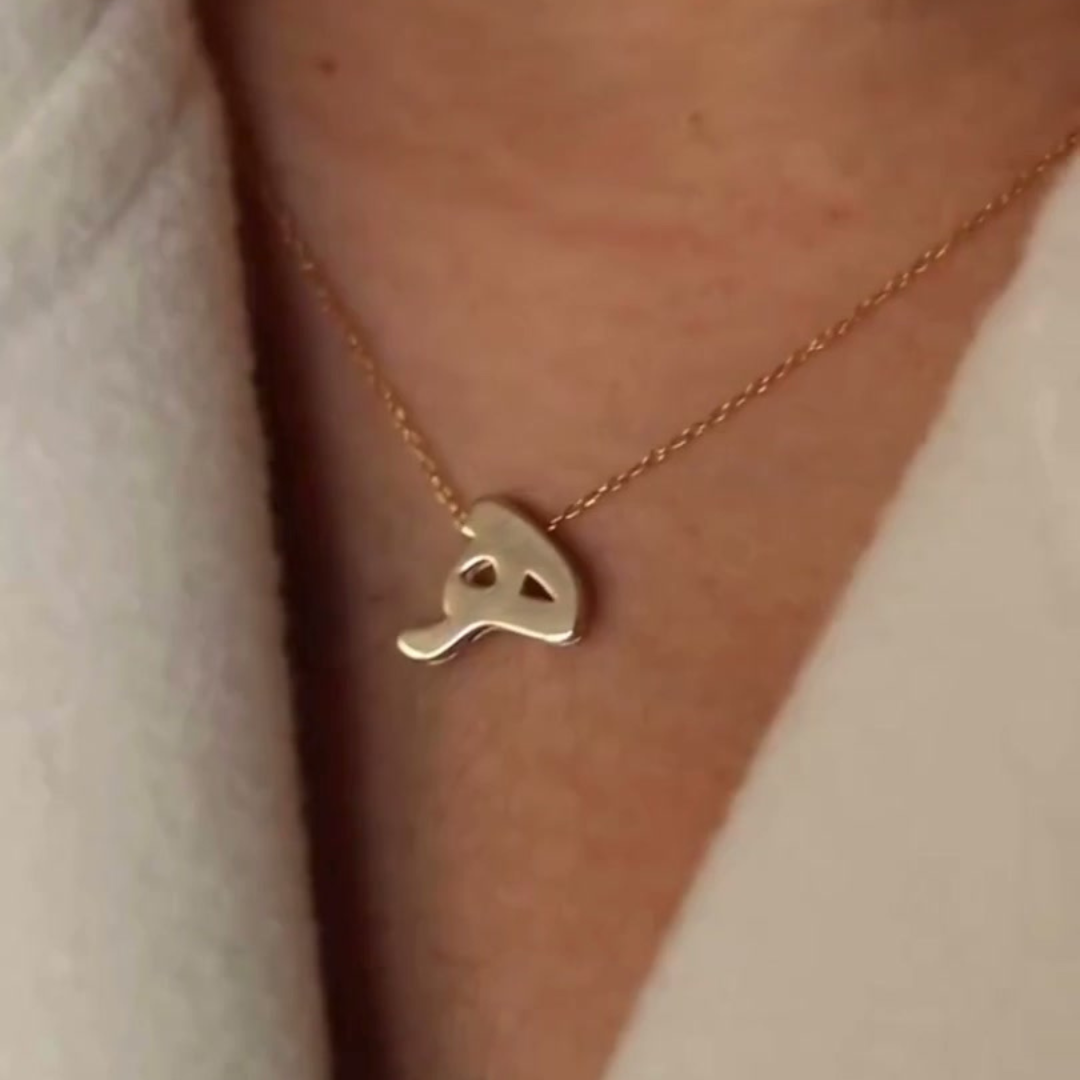 Noor-e-Harf: Personalized Urdu Initial Pendant
